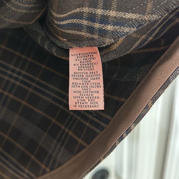 Bandolino Plaid Brown Skirt - Picture 5 of 5